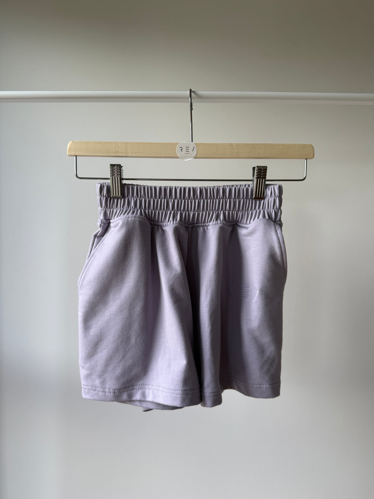Lila Sweat Shorts