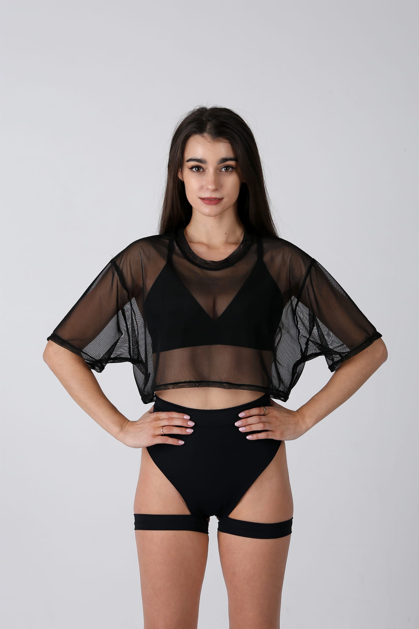 Krótki T-shirt Oversize do Exotic z Siatki