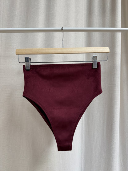 Pole Dance Show Shorts Wine