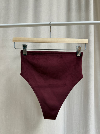 Pole Dance Show Shorts Wine