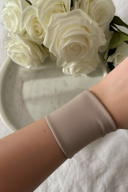 WRIST GUARDS - BEIGE