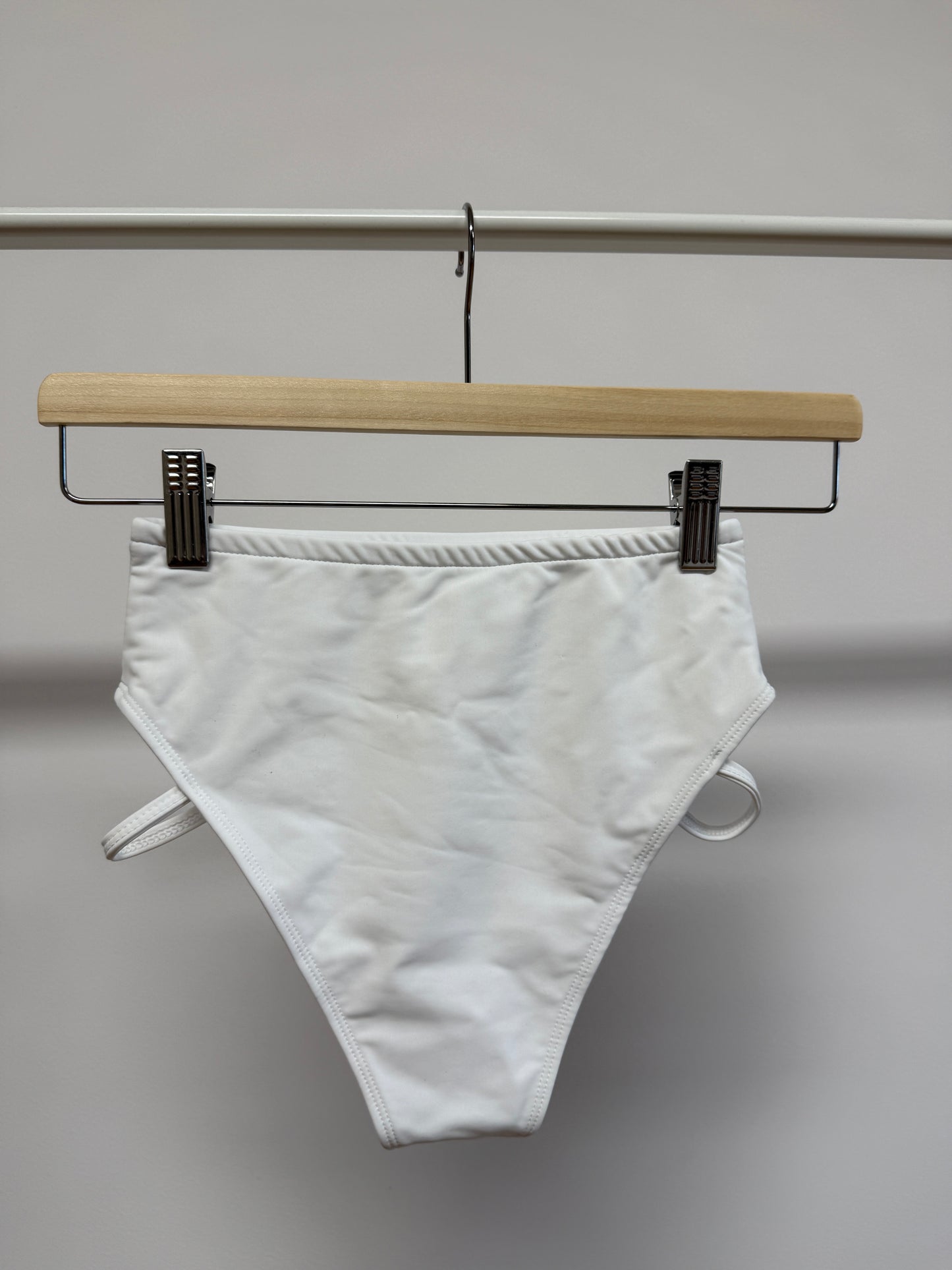 Spodenki do Pole Dance Nasty White XS