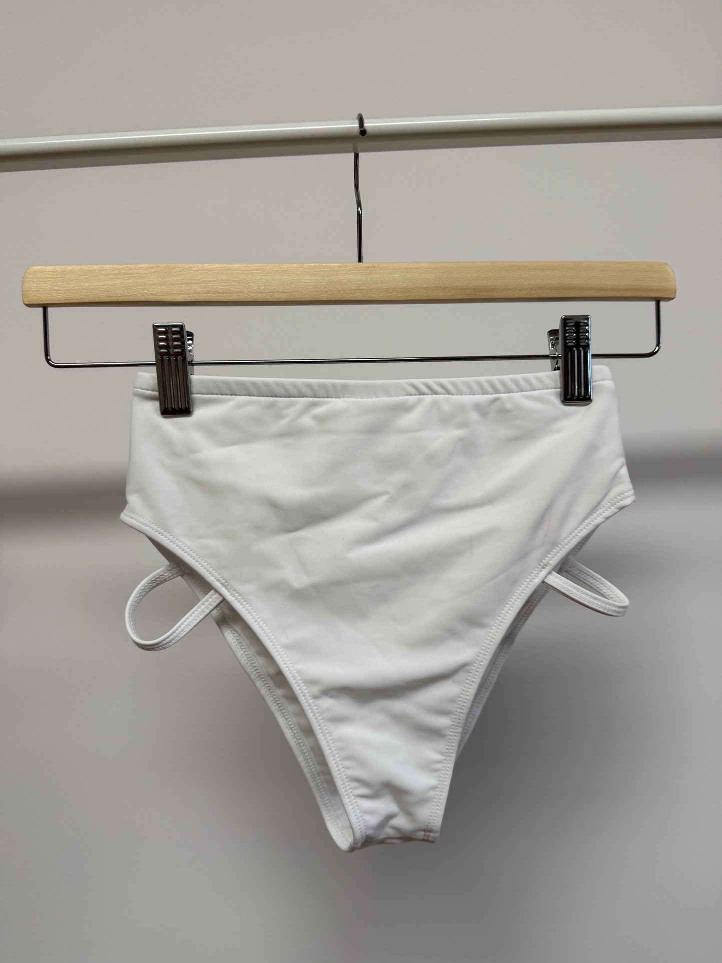 Spodenki do Pole Dance Nasty White XS