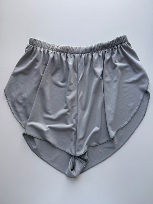 Krótkie Spodenki z Rozcięciem do Exotic Flow Grey
